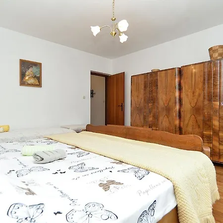Vilim 2226 Apartman *